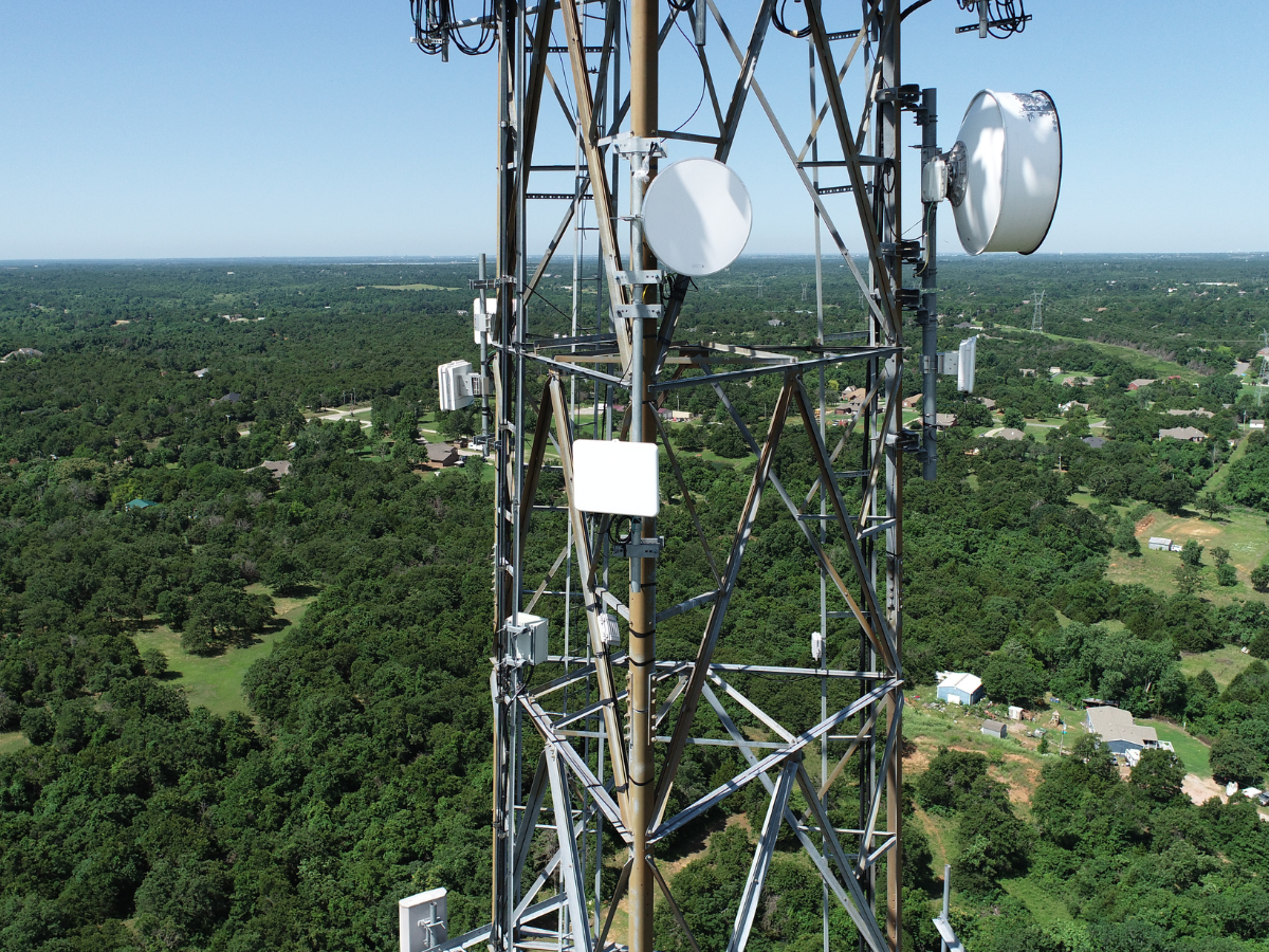 Rural and suburban homes with signal overlay